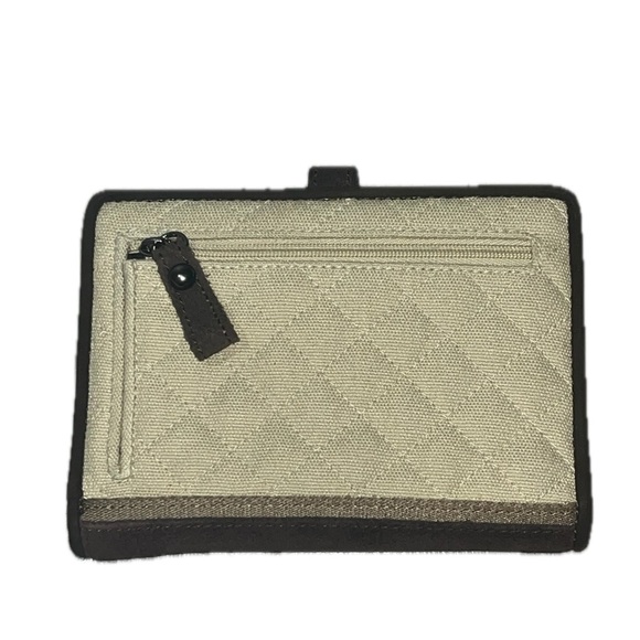 Vera Bradley Colorful Quilted Patterned Cream & Brown Wallet - Picture 11 of 11